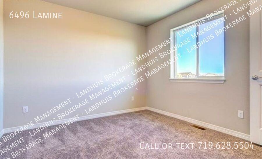 6496 Lamine Dr - Photo 7 of 16