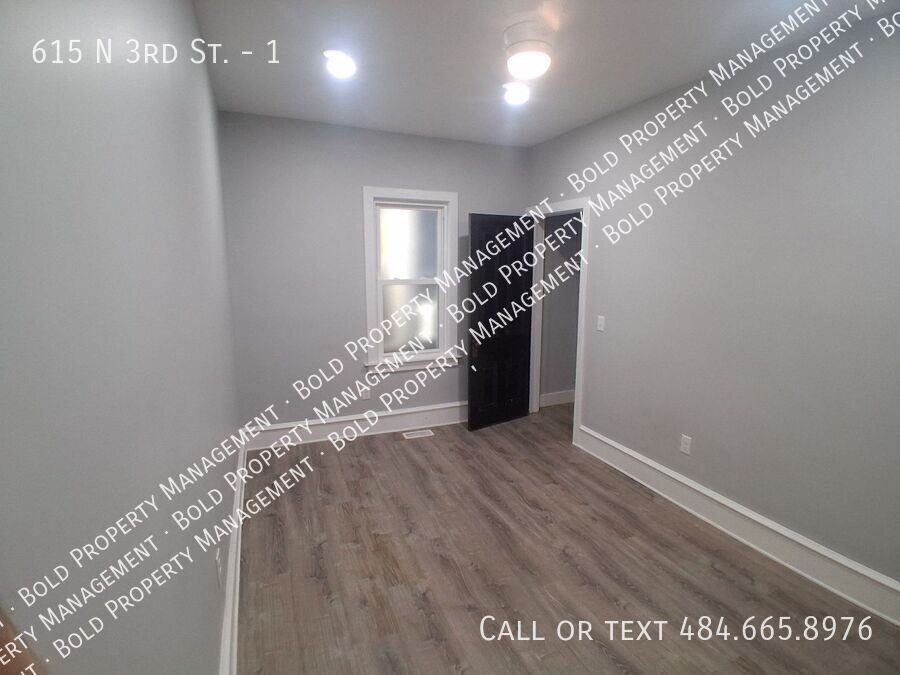 615 N 3rd St #1 - Photo 3 of 14