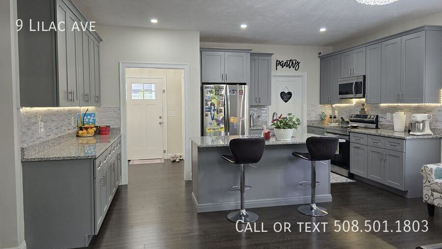 9 Lilac Ave - Photo 2 of 26