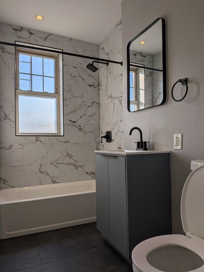 380 Bloomfield Ave #304 - Photo 7 of 12