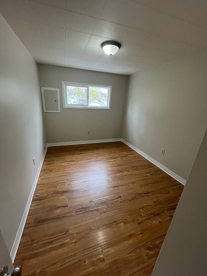 212 E Grant St - Photo 6 of 8
