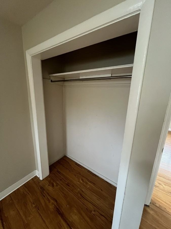 212 E Grant St - Photo 7 of 8