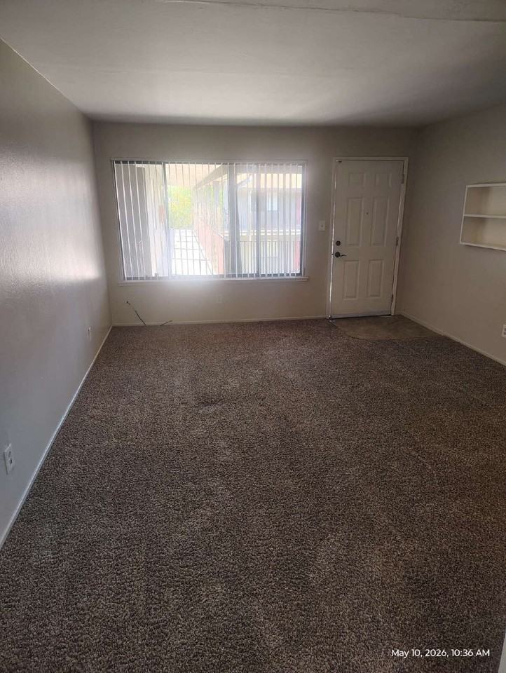2125 North Ave #18 - Photo 2 of 7
