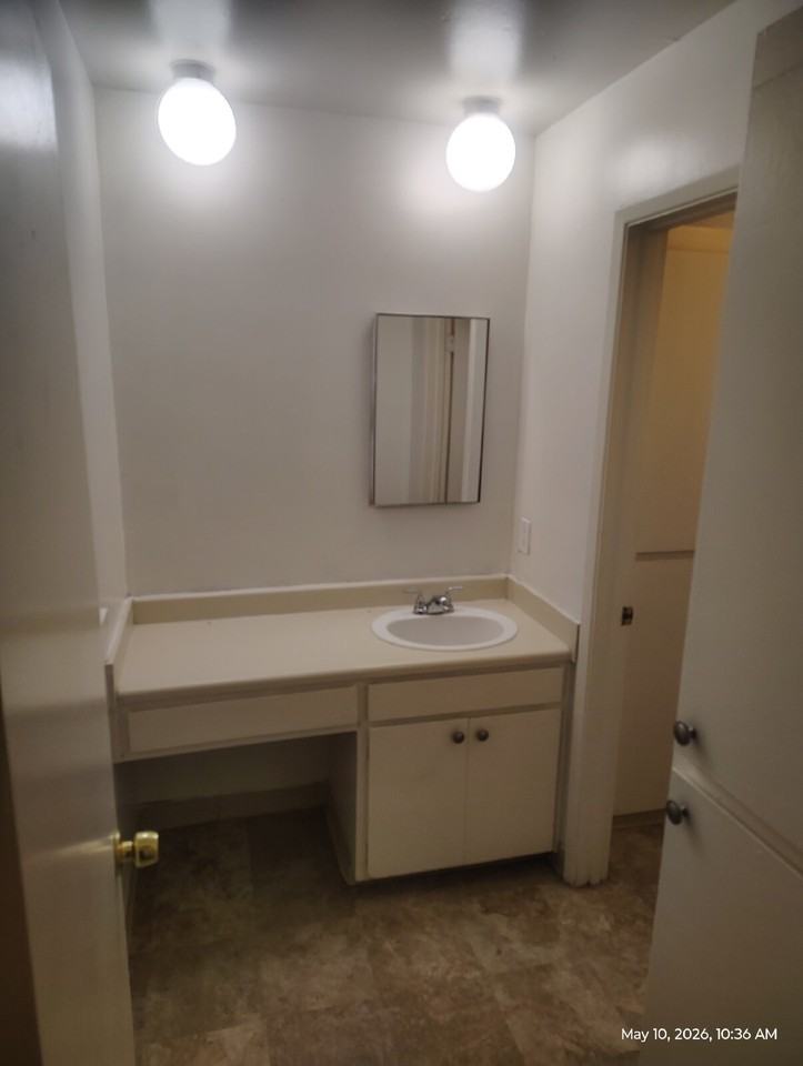 2125 North Ave #18 - Photo 6 of 7