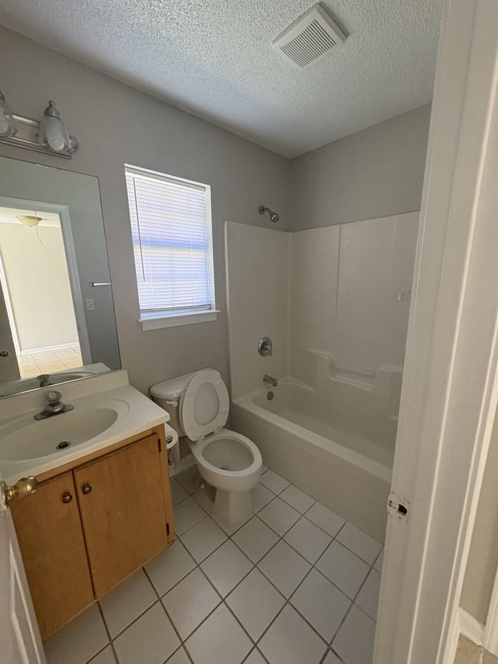 109 Drew Cir - Photo 7 of 20
