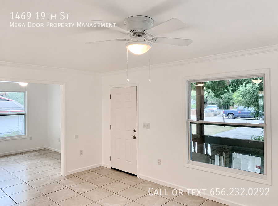 1469 19th St - Photo 5 of 25