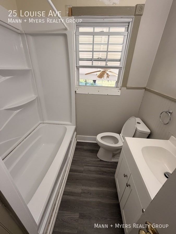25 Louise Ave - Photo 4 of 14
