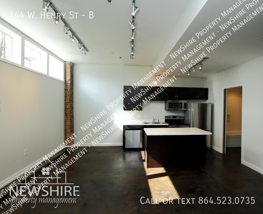 144 W Henry St #B - Photo 2 of 9