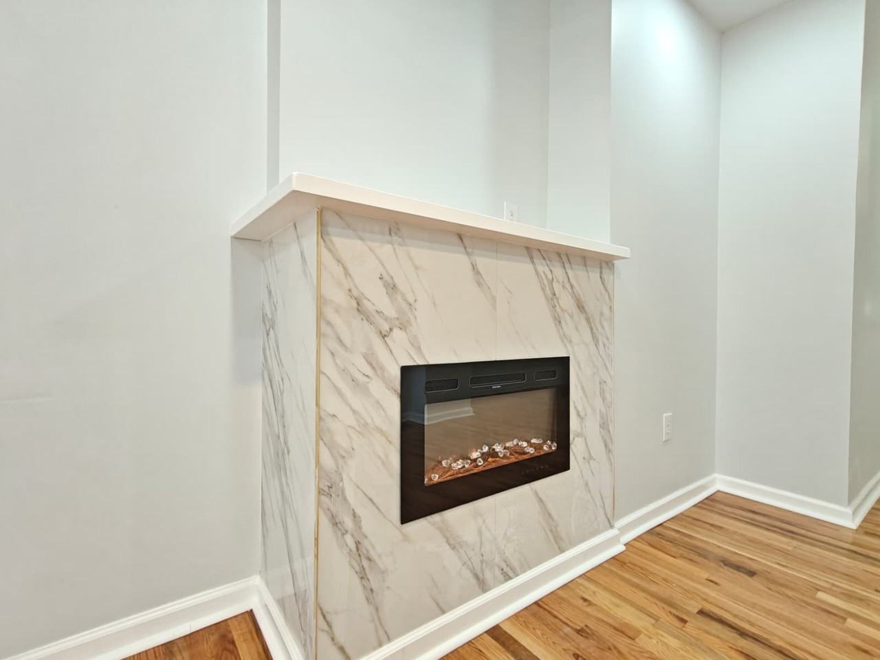344 N Redfield St - Photo 2 of 14