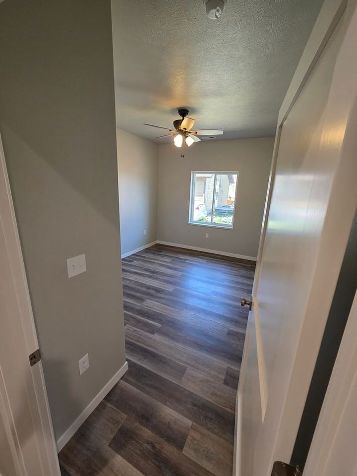 1004 N 7th St #A - Photo 7 of 12