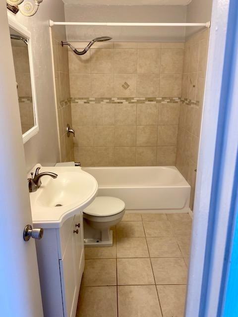 5011 Emerson Ave S - Photo 6 of 7
