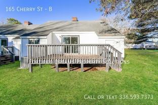 165 Cherry Ln #B - Photo 1 of 1