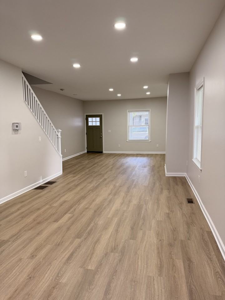 2368 Canby St #NA - Photo 6 of 28