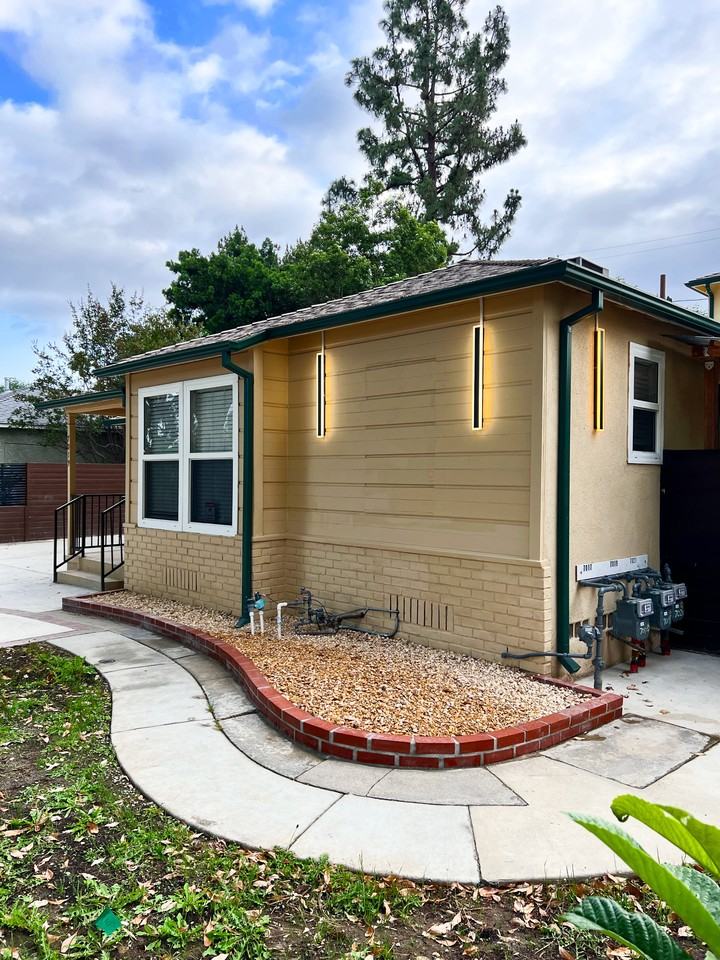 7019 Jamieson Ave #NA - Photo 5 of 30
