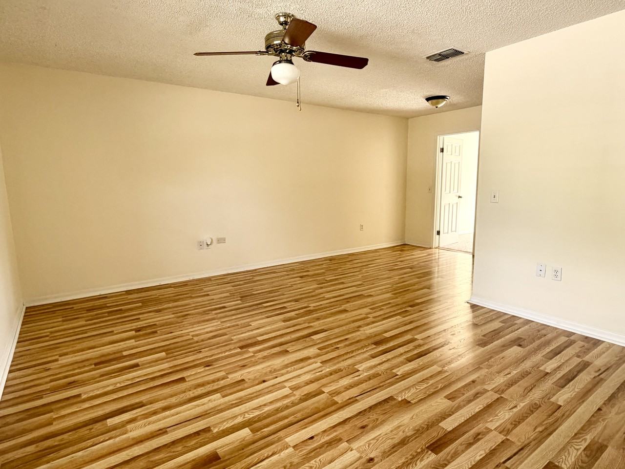 1136 N Tiger Pt #1136 - Photo 2 of 11