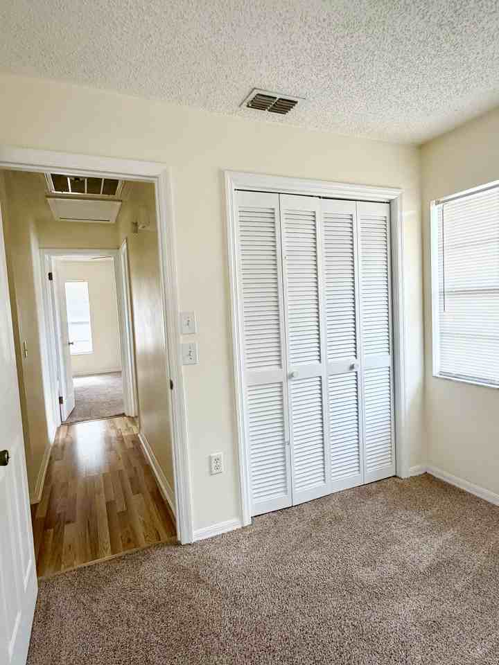 1136 N Tiger Pt #1136 - Photo 4 of 11