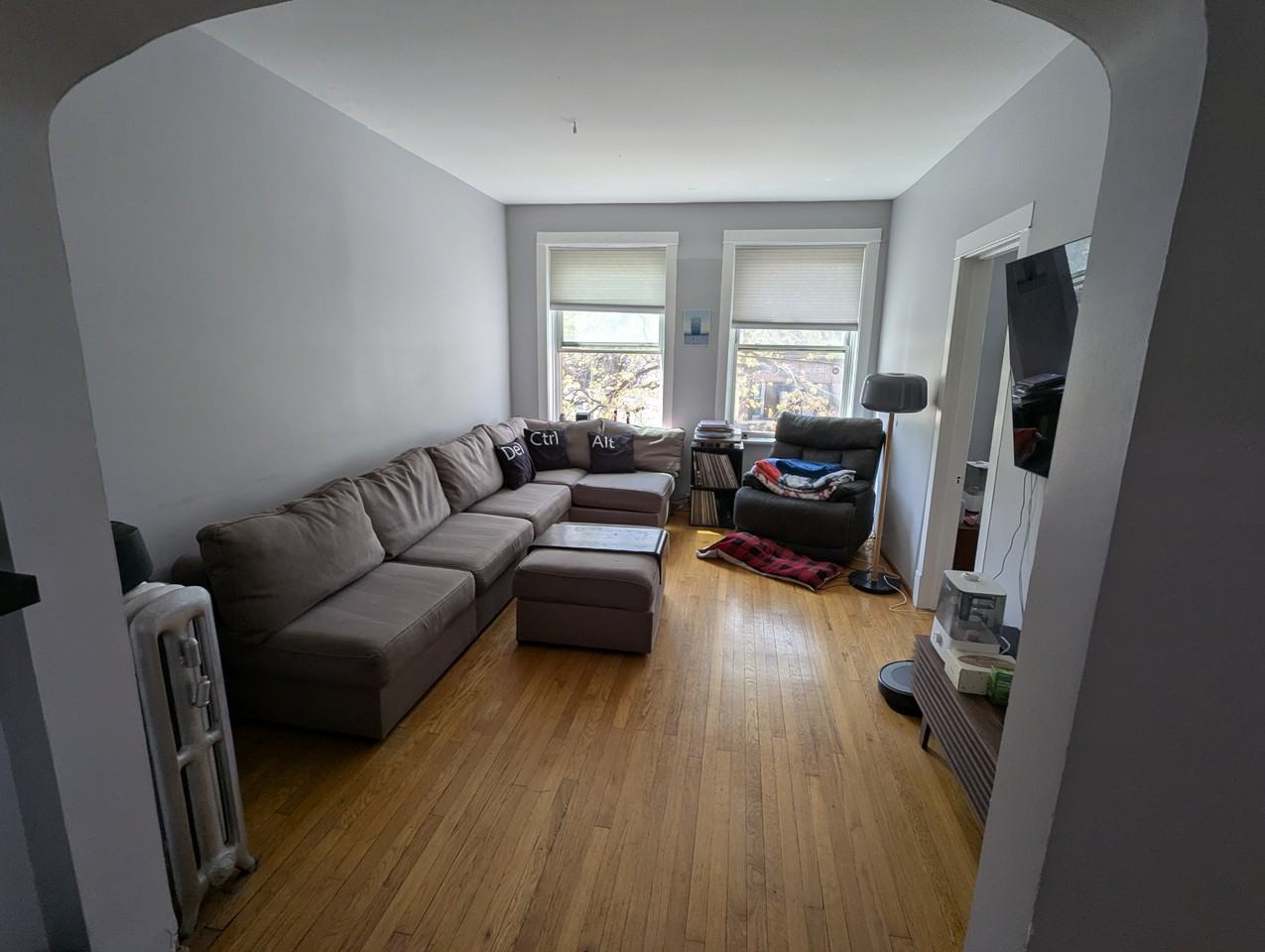 3501 N Leavitt St #2F - Photo 6 of 19