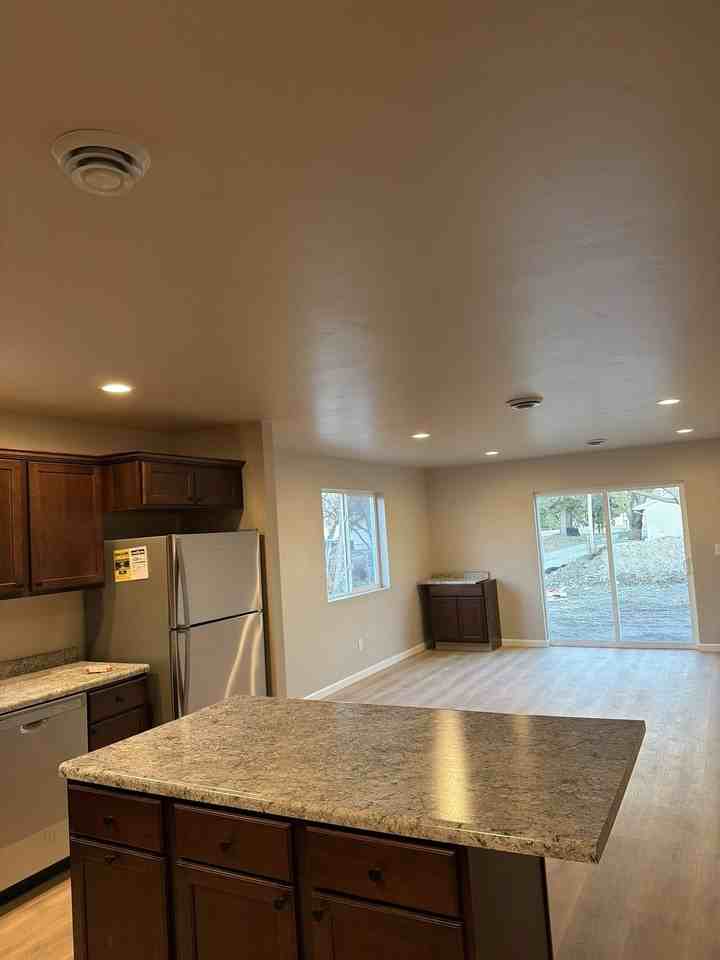 1110 N Van Buren St #NA - Photo 3 of 15