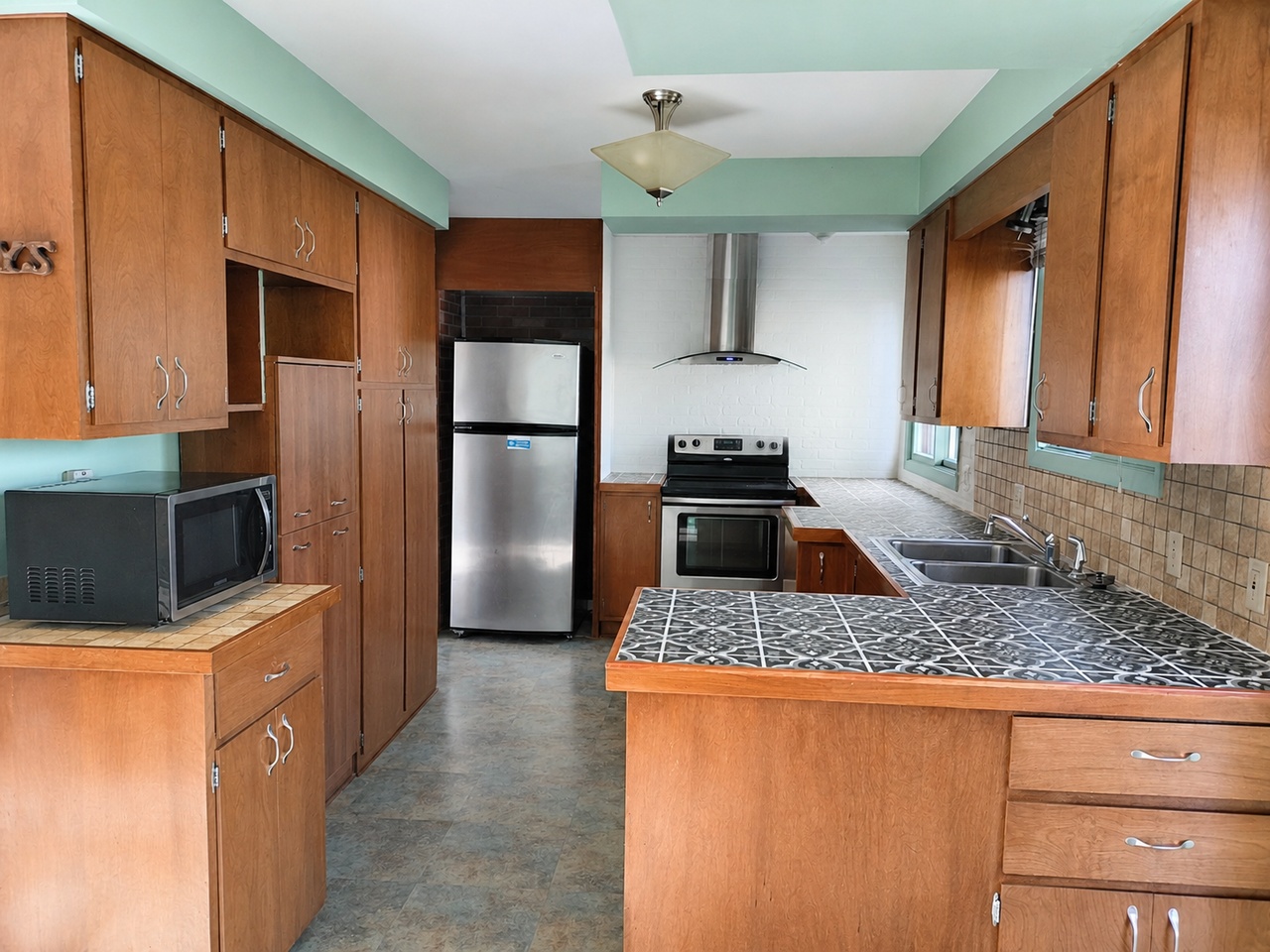 2904 Dina St #NA - Photo 4 of 17