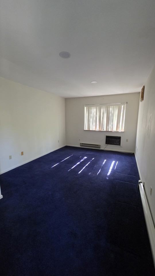 29 Meadowlark Ln #1 - Photo 4 of 9