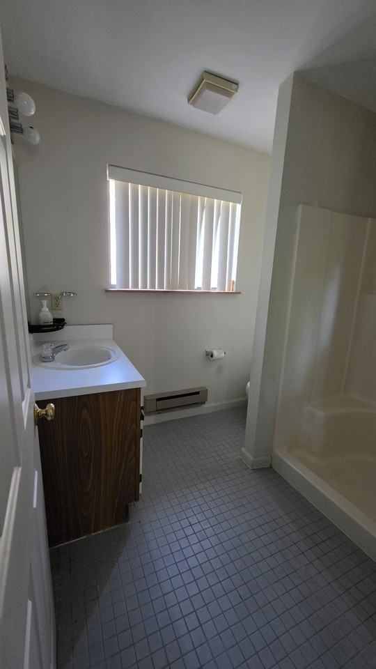 29 Meadowlark Ln #1 - Photo 5 of 9