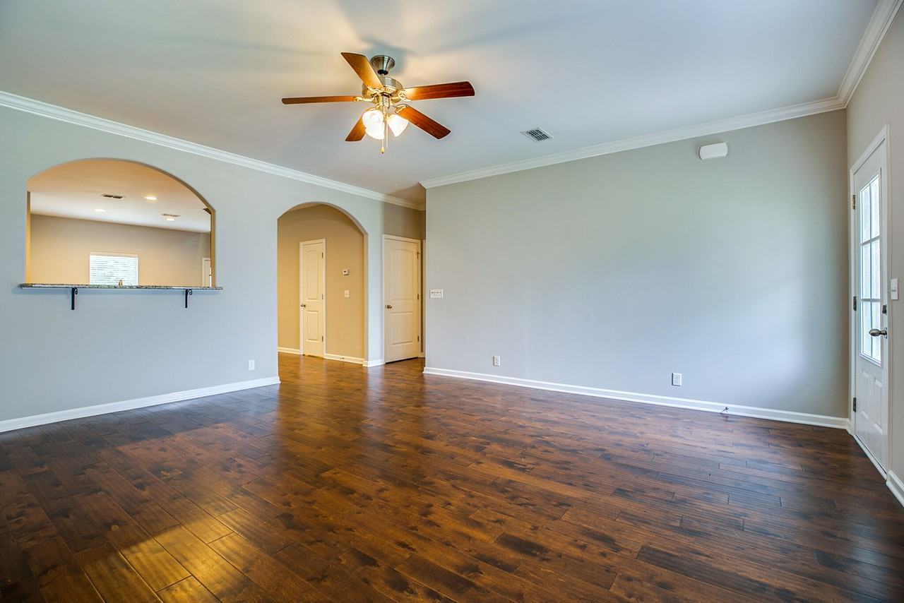 3316 Mapleside Ln #NA - Photo 5 of 32