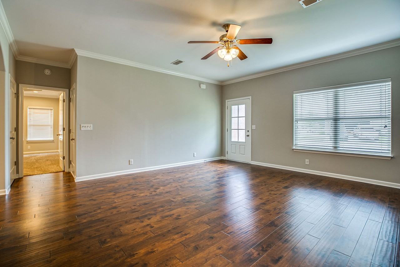 3316 Mapleside Ln #NA - Photo 7 of 32