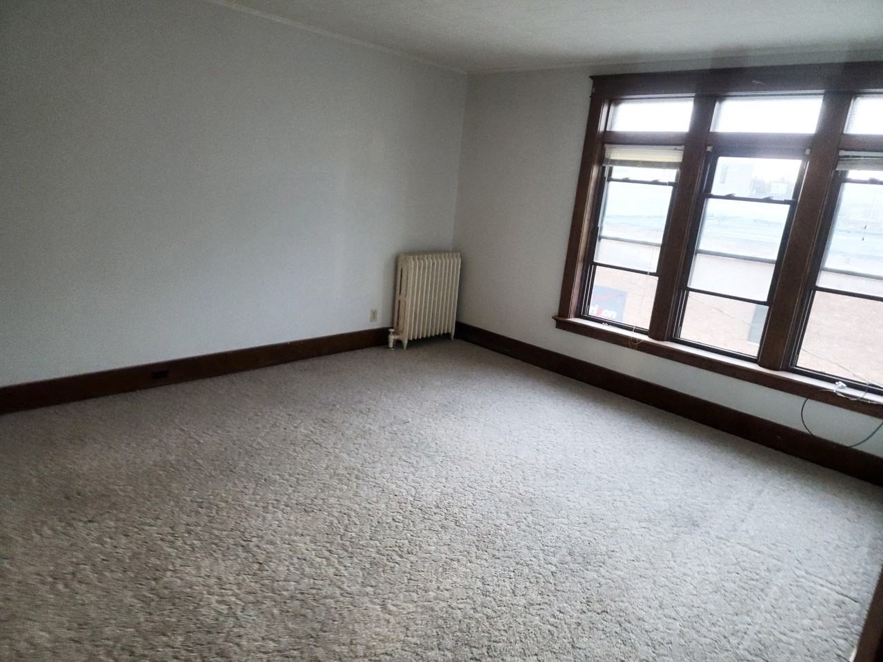 132 Lenox Ave #5 - Photo 3 of 25