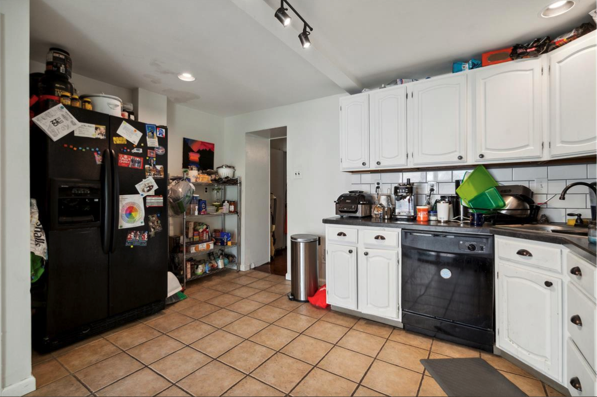 188 Markle St - Photo 7 of 20