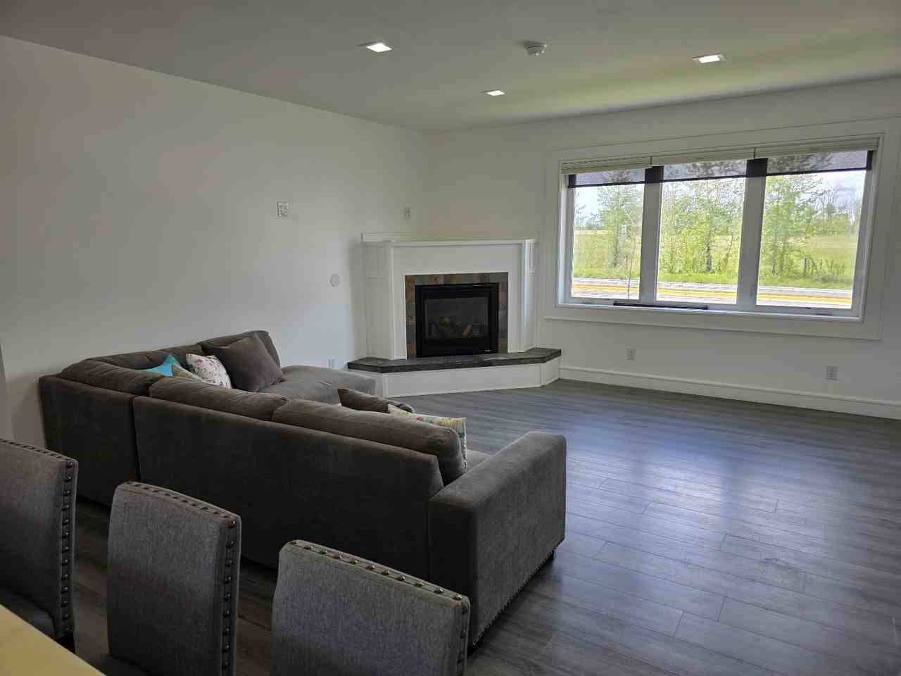 2690 W Graf St #MOMS - Photo 3 of 17
