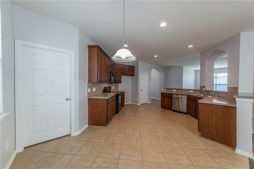 14504 Logan Springs Dr #NA - Photo 2 of 31