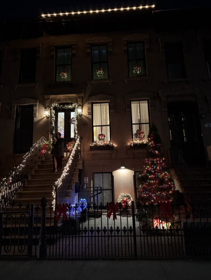 60 Van Buren St - Photo 2 of 17