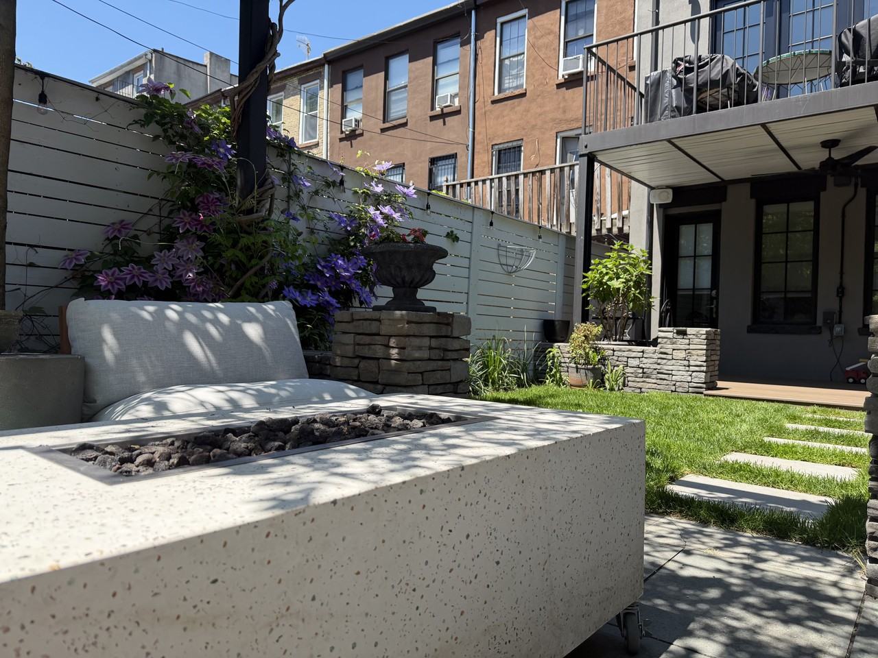 60 Van Buren St - Photo 3 of 17