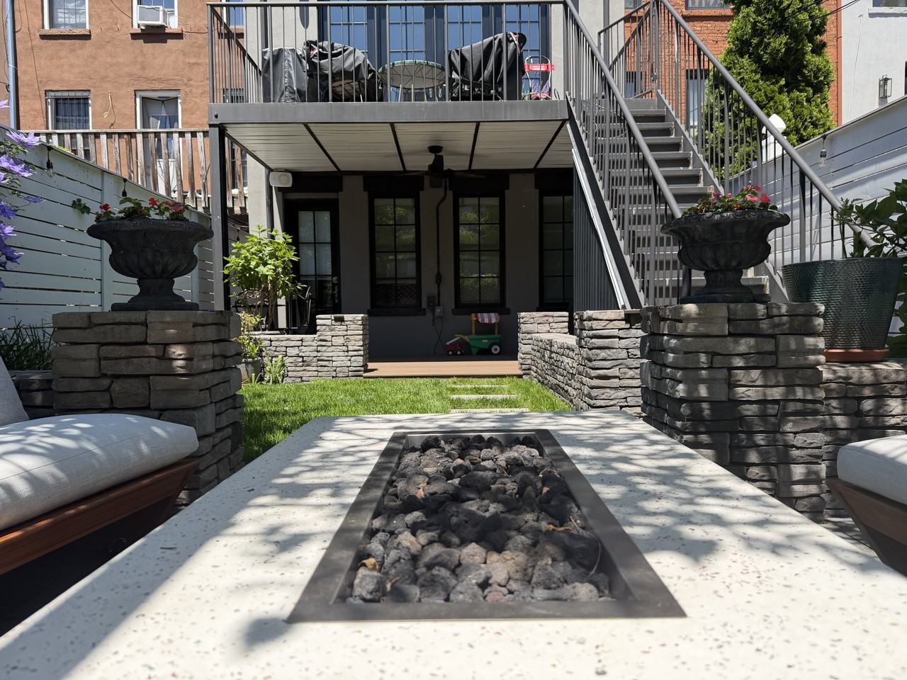 60 Van Buren St - Photo 7 of 17