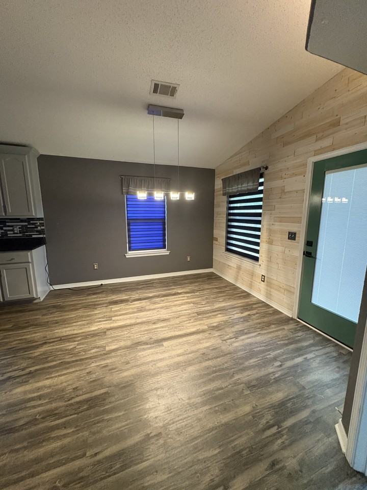 892 Miramar Dr #NA - Photo 4 of 10