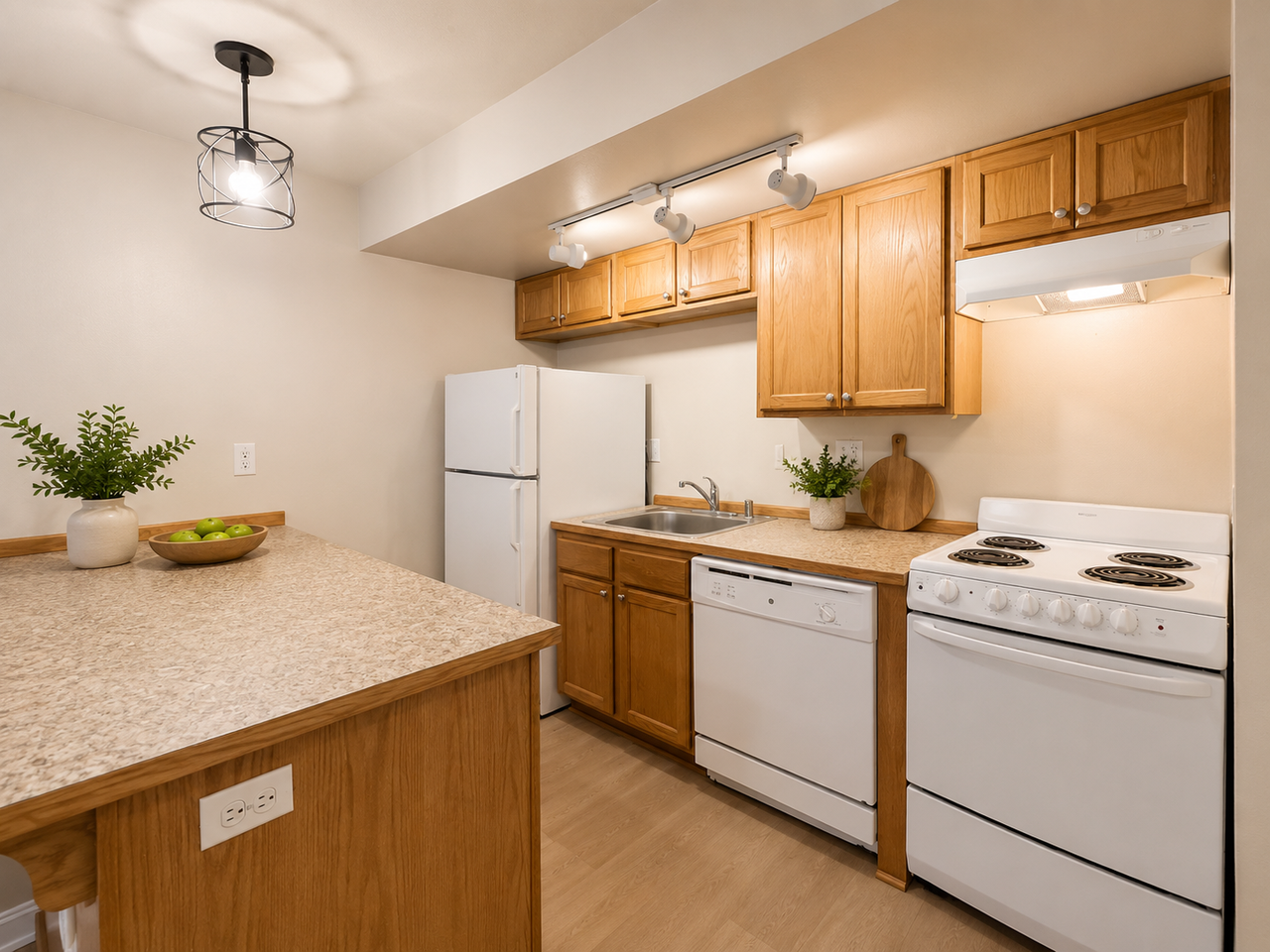 10550 Midvale Ave N #4 - Photo 4 of 11