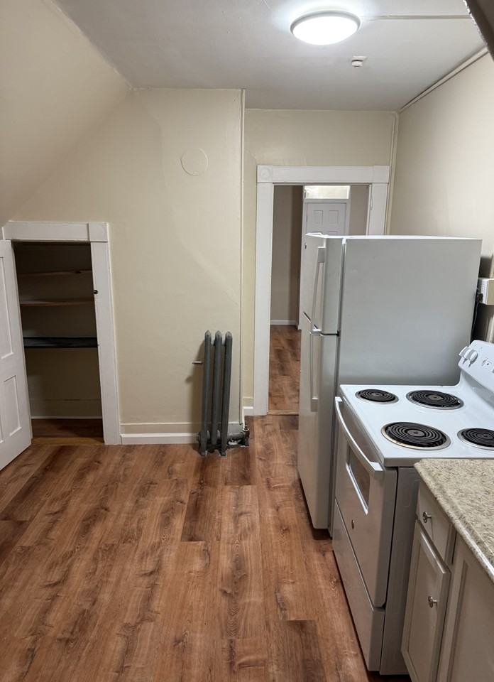 155 Francis Ave #6 - Photo 3 of 7