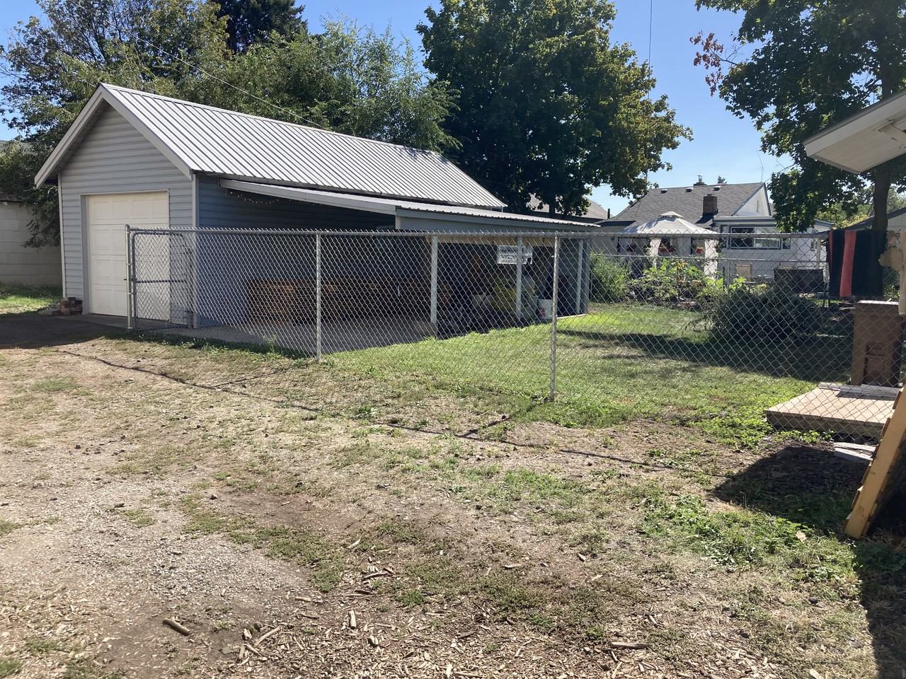 1212 N South Riverton Ave #NA - Photo 5 of 13