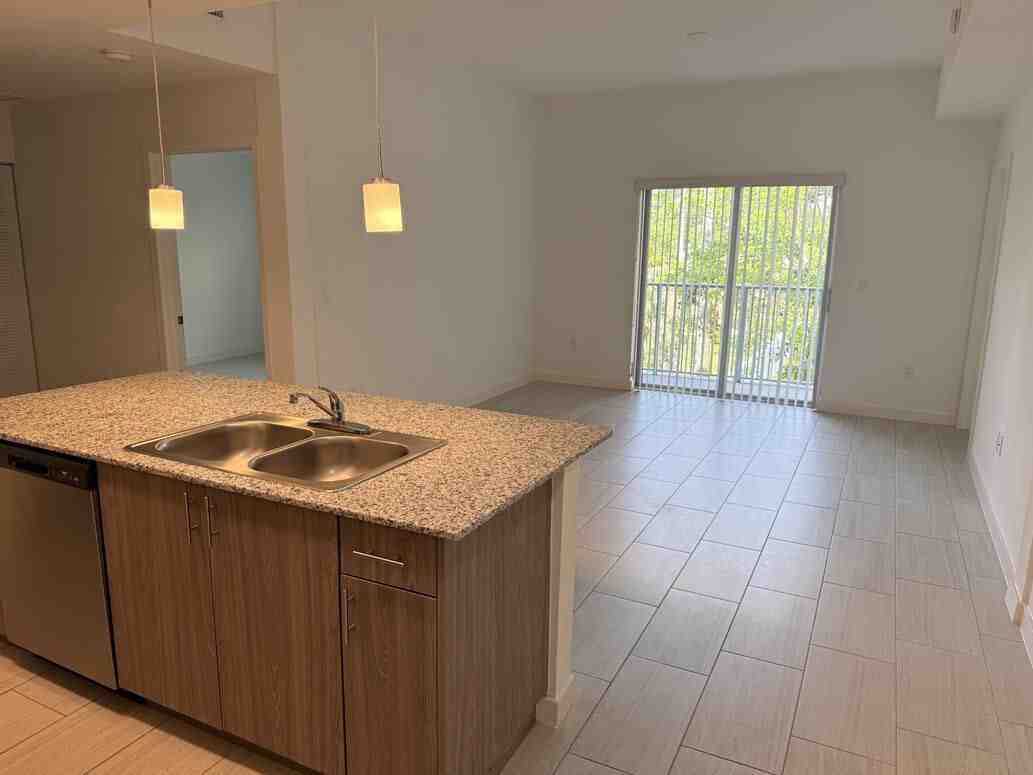 Superior Manor II - Photo 3 of 34