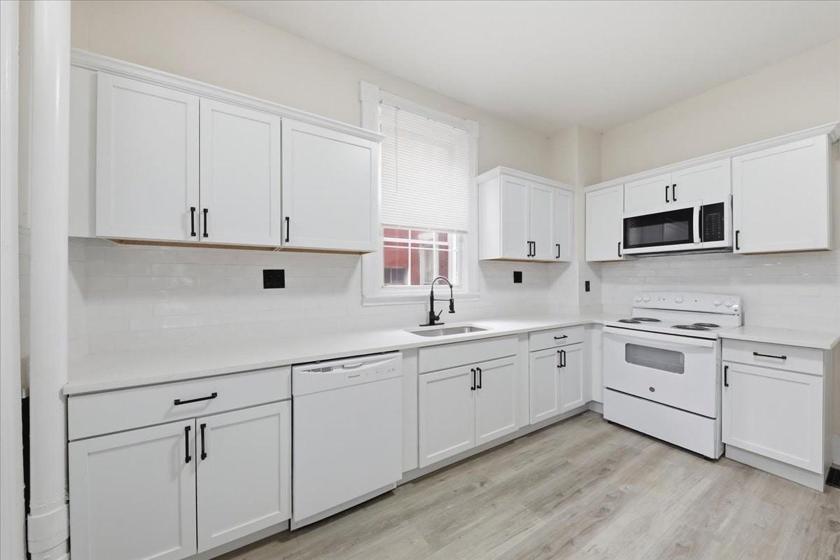 2502 Halstead Street - Photo 5 of 33