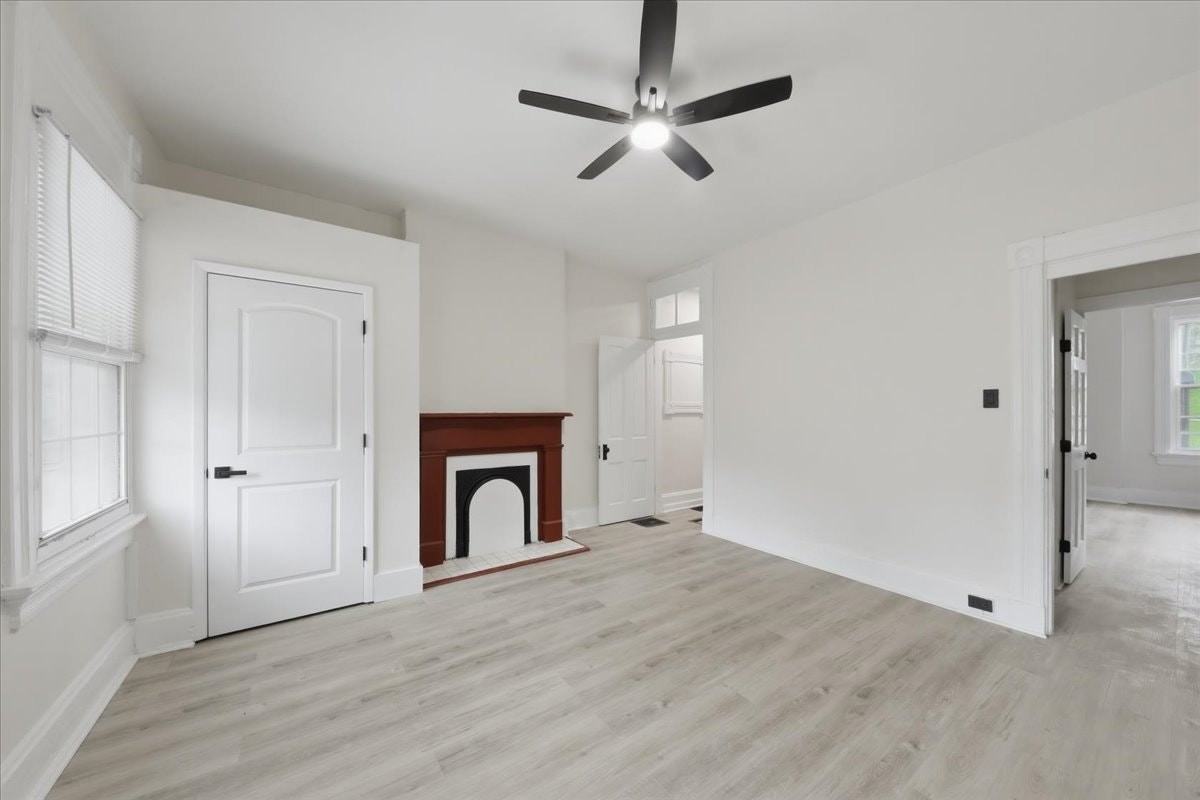 2502 Halstead Street - Photo 7 of 33