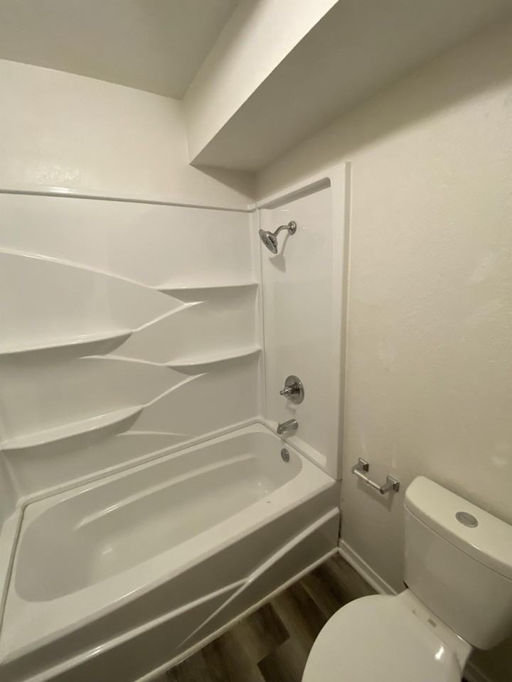 340 West Dogwood - Photo 6 of 7