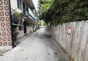 featured image of 1817 7th St