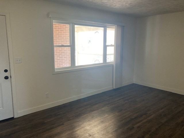 1218 3rd Avenue - Photo 2 of 7