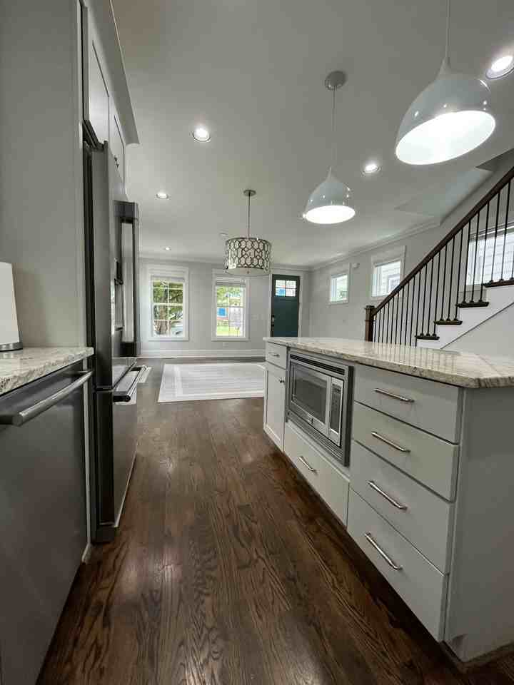 1705A 14th Avenue South - Photo 5 of 33