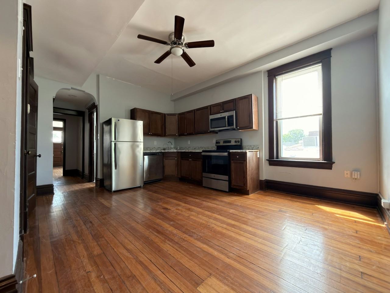 1852 Russell Boulevard, Unit 1852A - Photo 5 of 35