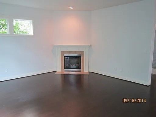 160 NE Porto Way - Photo 6 of 22