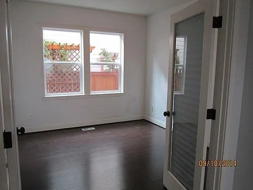 160 NE Porto Way - Photo 7 of 22