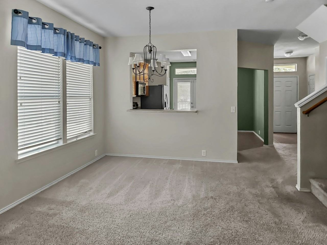 10741 Traymore Drive - Photo 7 of 30
