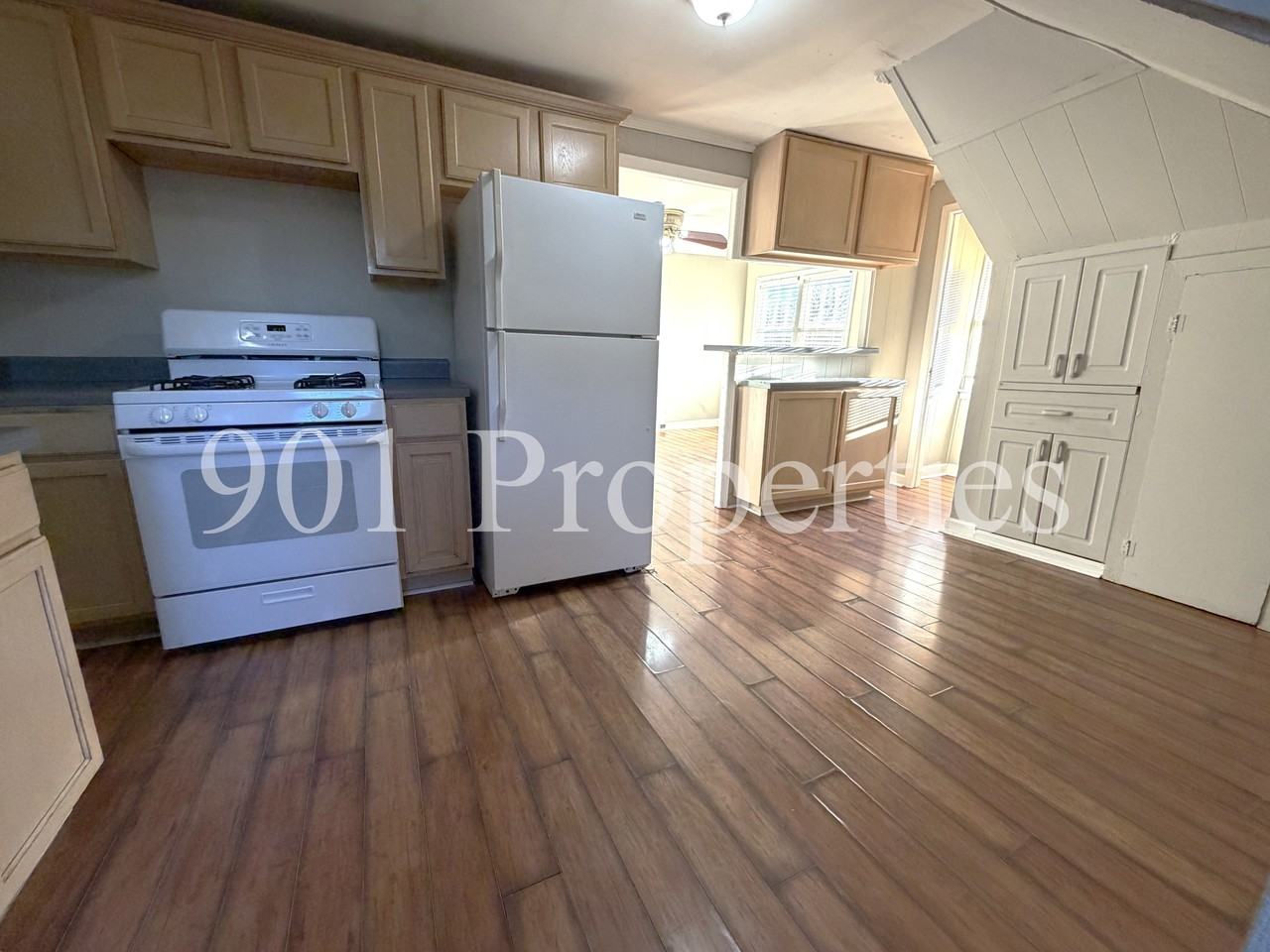 1267 Harbert Avenue - Photo 2 of 9